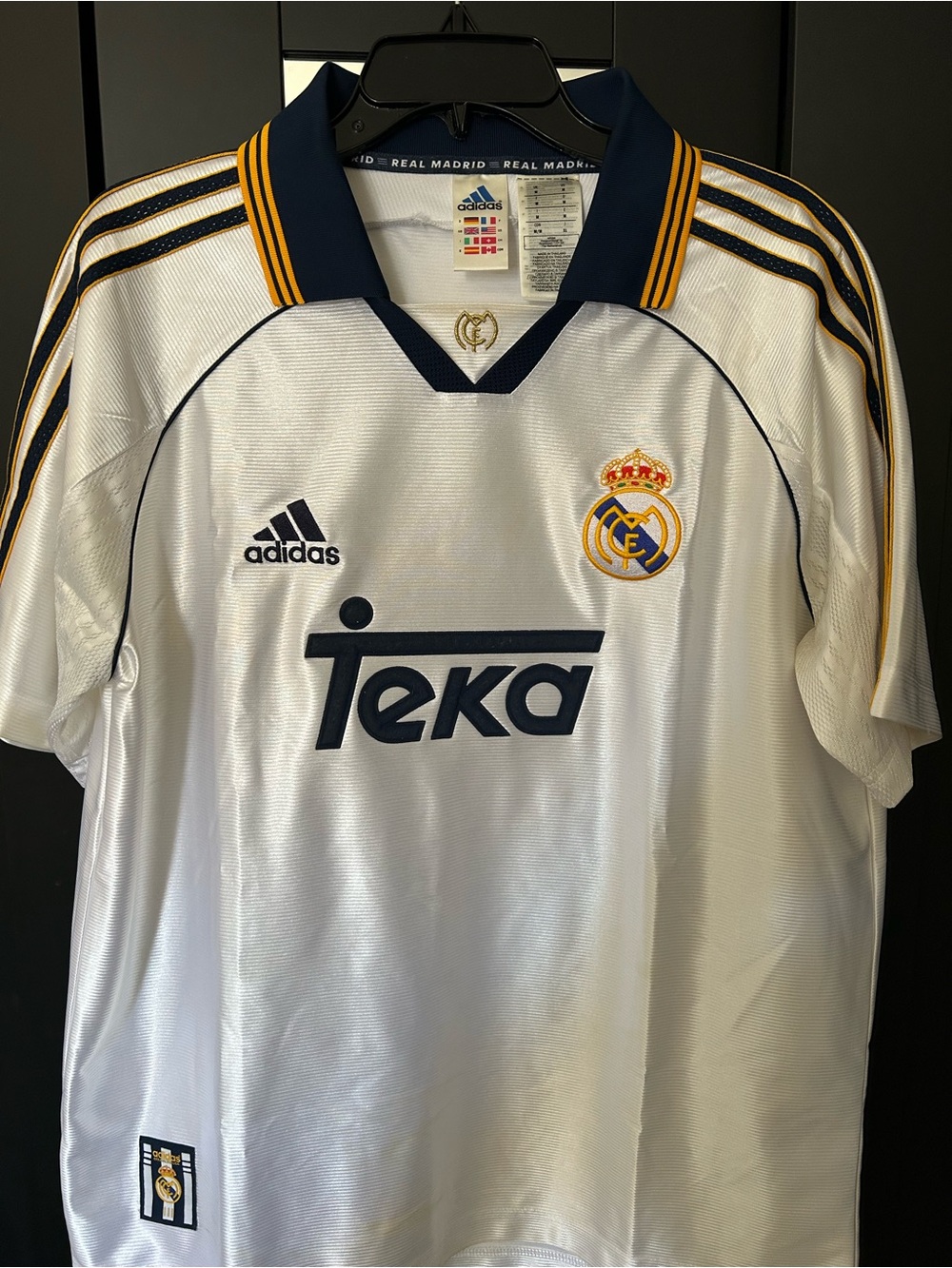 Real Madrid 99/00 home jersey